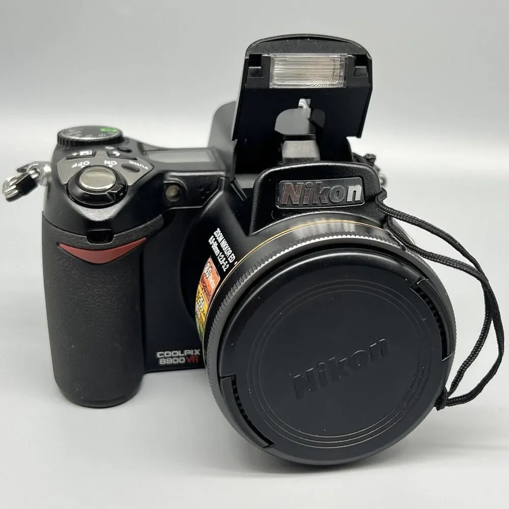 Nikon Coolpix 8800 VR 8MP Digital Camera BODY ONLY - WORKS - NO BATTERY/CHARGER